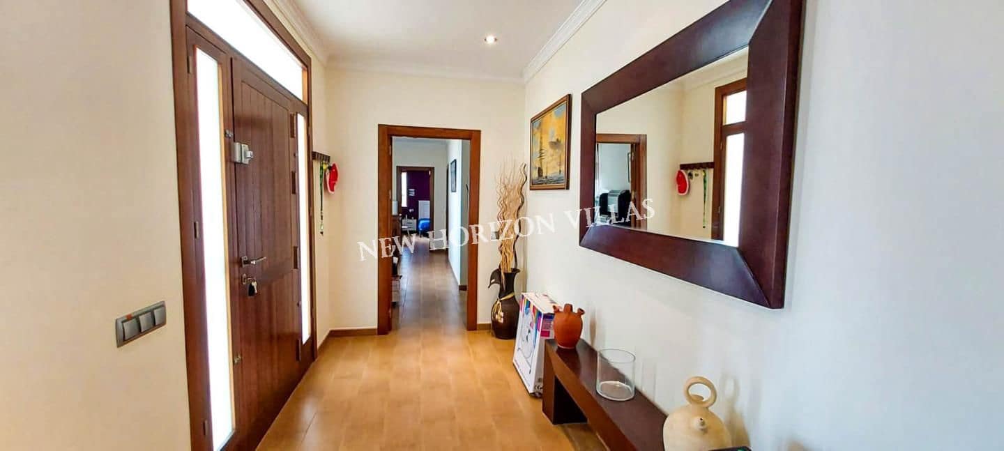 4 bedroom Villa for rent in El Cucador - € 700 (Ref: 9759477)