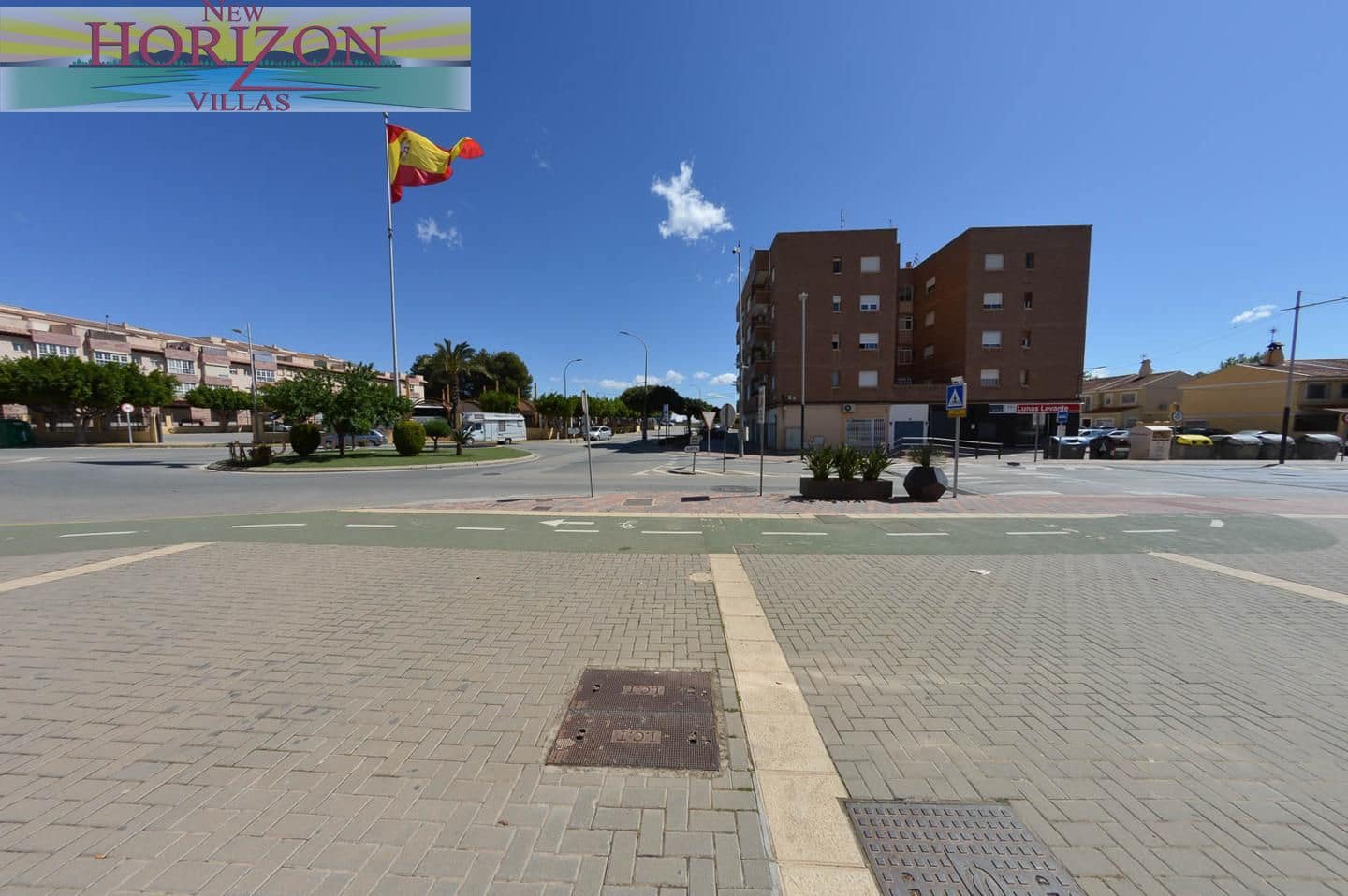 Entreprise de 2 chambres à louer à Huercal-Overa - 450 € (Ref: 9782186)