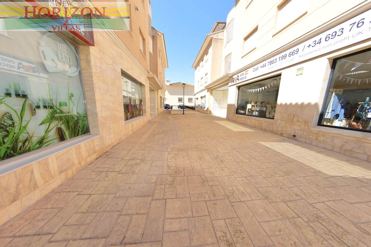 Entreprise de 2 chambres à louer à Huercal-Overa - 450 € (Ref: 9782186)