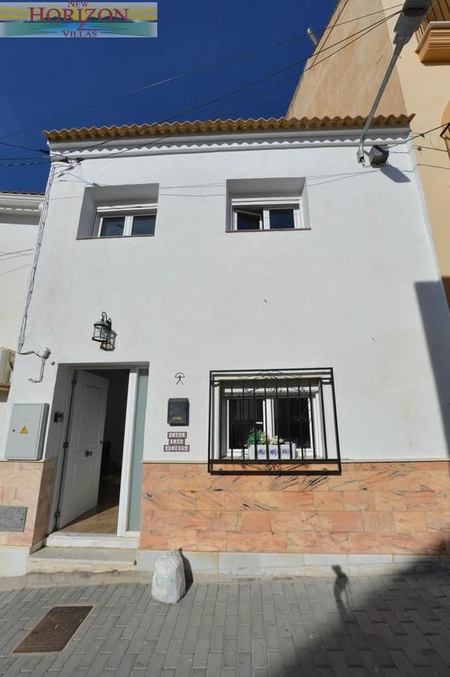 2 sypialnia Willa do wynajęcia w Cantoria - 600 € (Ref: 9789682)