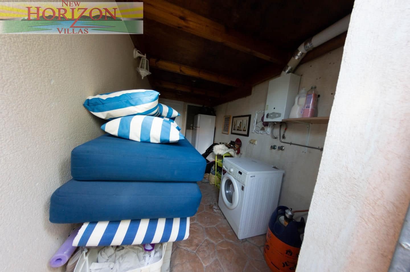 Chalet de 3 habitaciones en Zurgena en alquiler con piscina garaje - 900 € (Ref: 9795577)