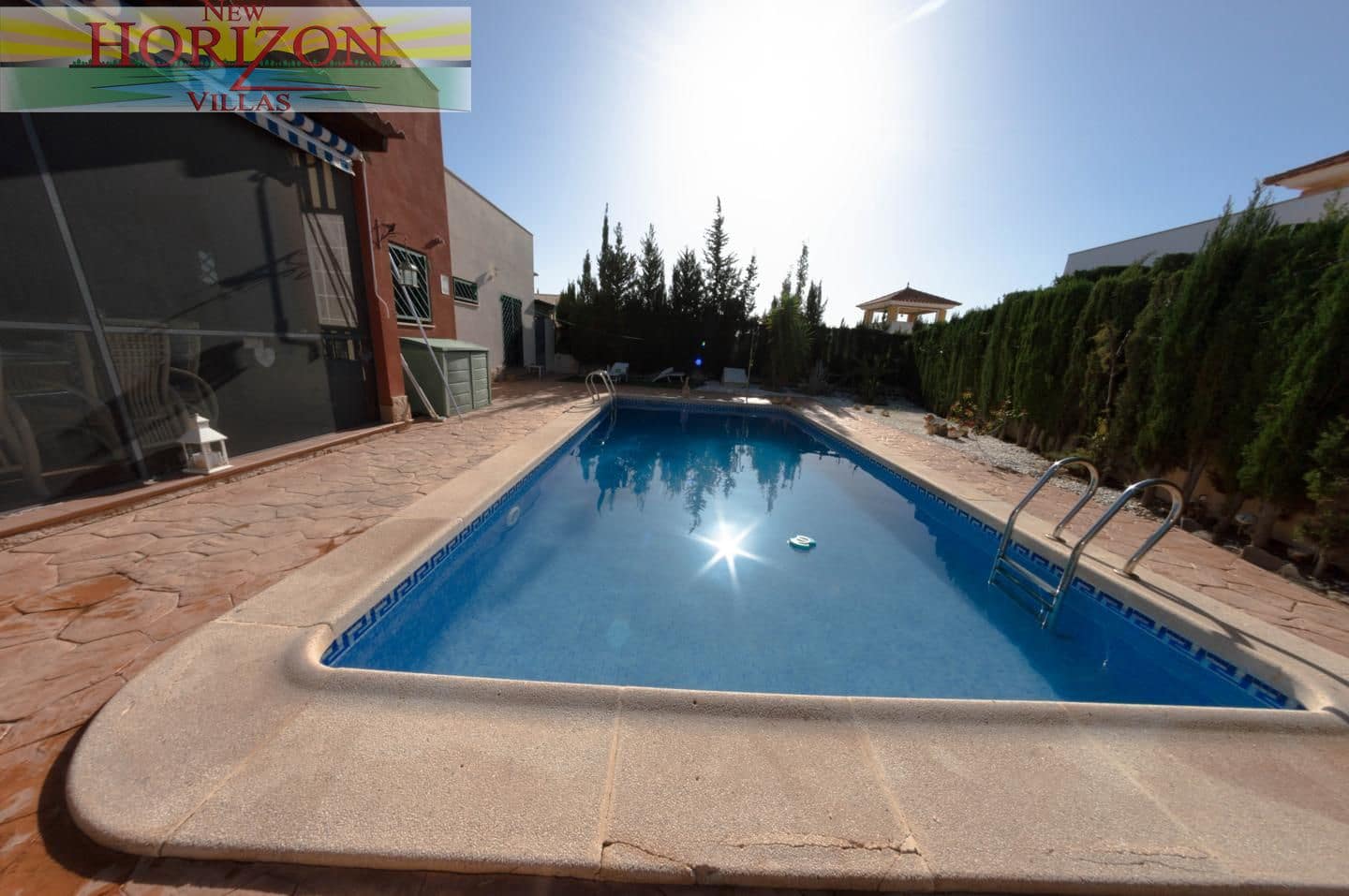 Chalet de 3 habitaciones en Zurgena en alquiler con piscina garaje - 900 € (Ref: 9795577)