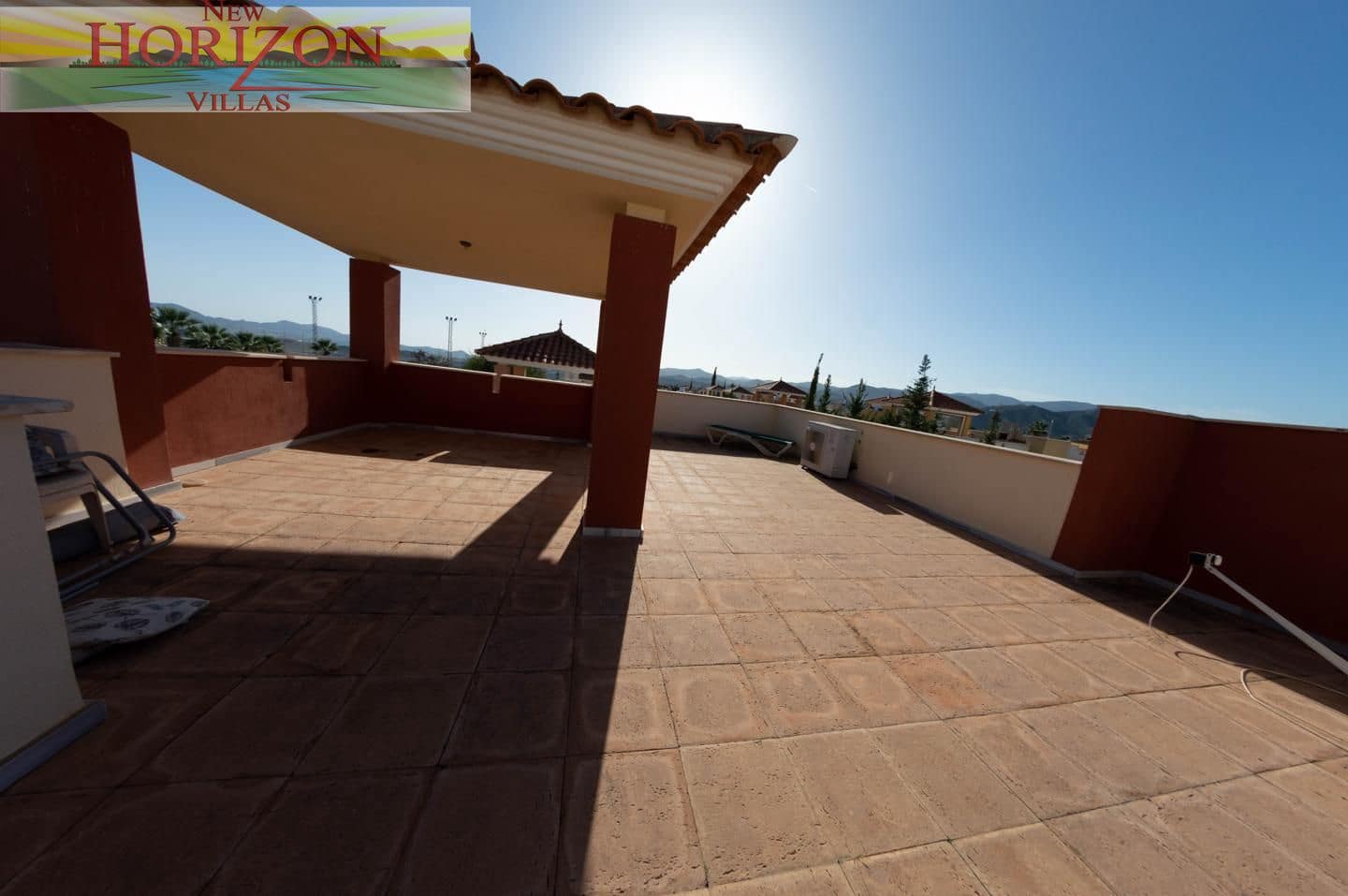 Chalet de 3 habitaciones en Zurgena en alquiler con piscina garaje - 900 € (Ref: 9795577)