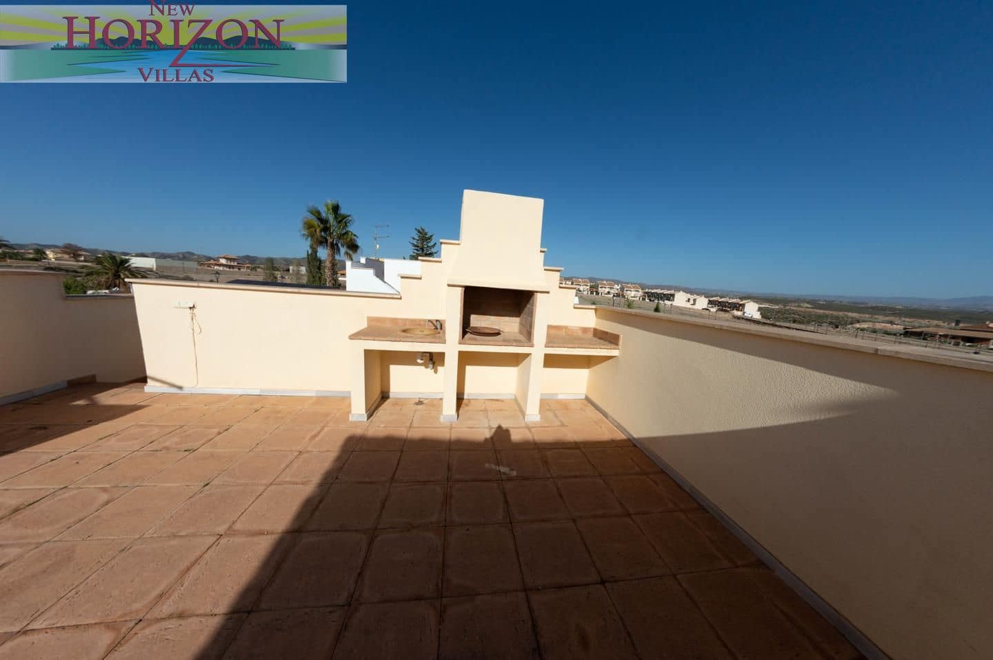 Chalet de 3 habitaciones en Zurgena en alquiler con piscina garaje - 900 € (Ref: 9795577)