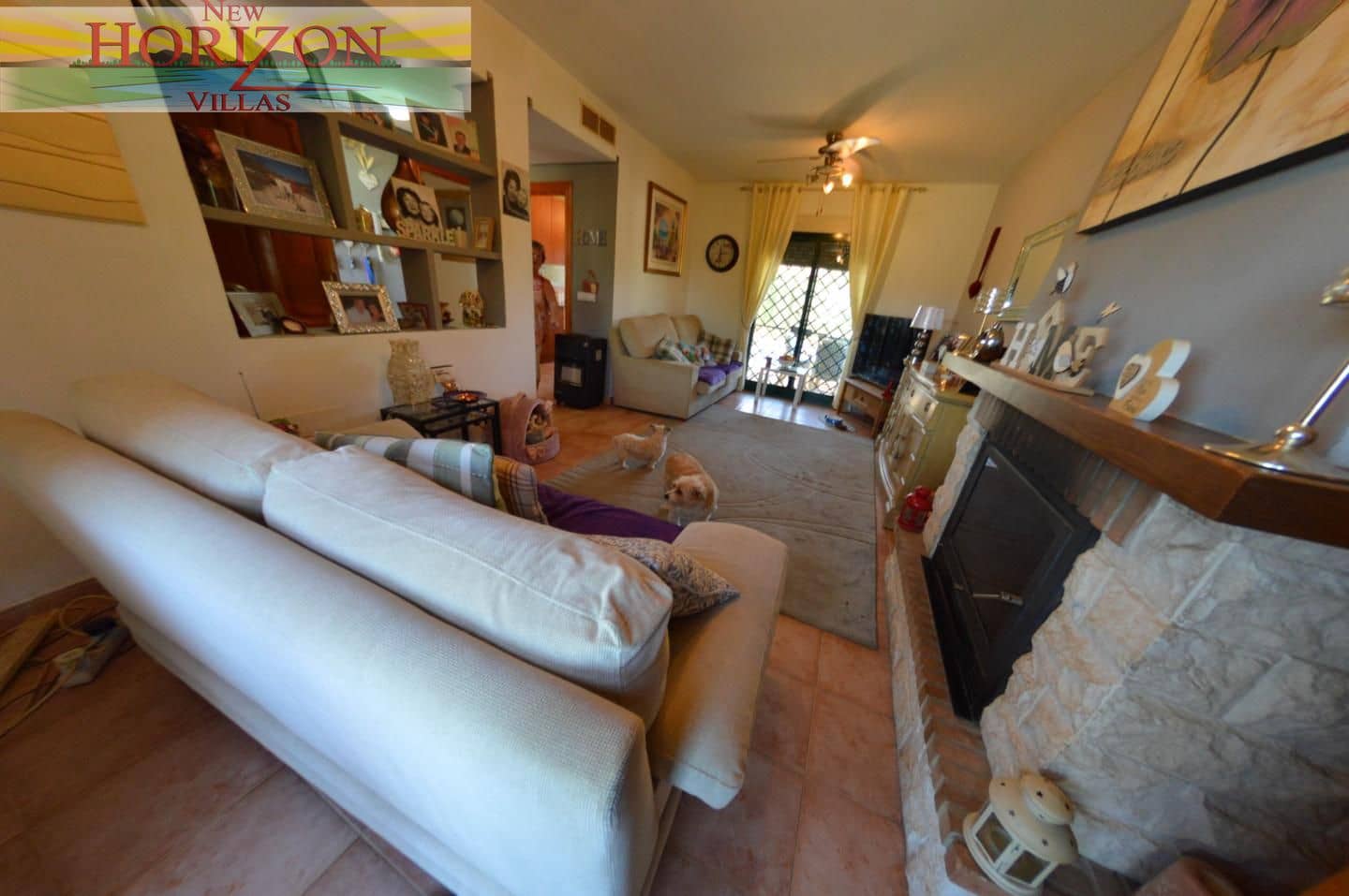 Chalet de 3 habitaciones en Zurgena en alquiler con piscina garaje - 900 € (Ref: 9795577)