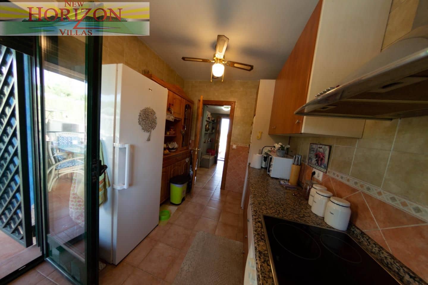 Chalet de 3 habitaciones en Zurgena en alquiler con piscina garaje - 900 € (Ref: 9795577)