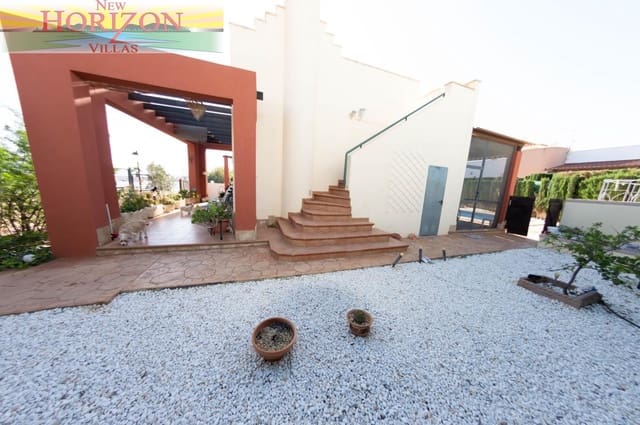 3 camera da letto Villa da affittare in Zurgena con piscina garage - 900 € (Rif: 9795577)