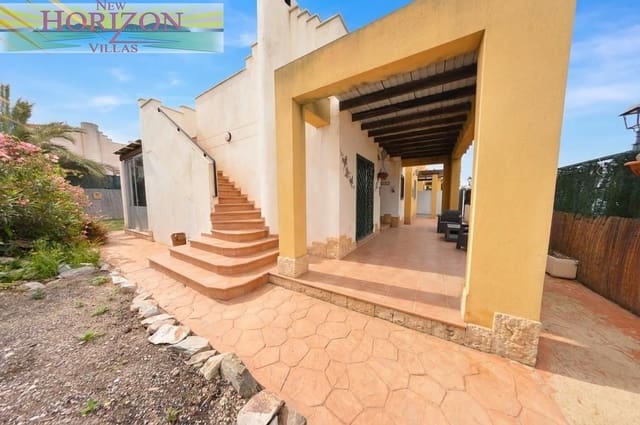 Chalet de 3 habitaciones en La Alfoquia, Zurgena en venta - 185.000 € (Ref: 9798061)