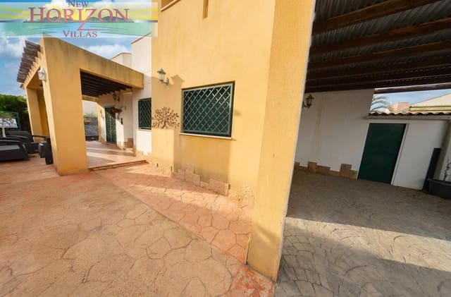 Chalet de 3 habitaciones en La Alfoquia, Zurgena en venta - 185.000 € (Ref: 9798061)