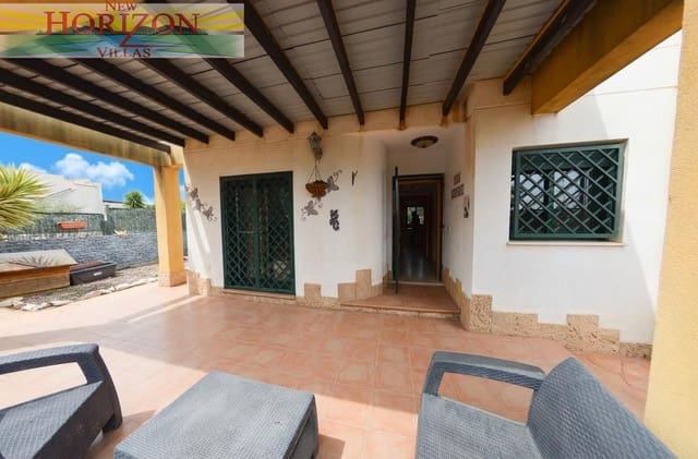 Chalet de 3 habitaciones en La Alfoquia, Zurgena en venta - 185.000 € (Ref: 9798061)