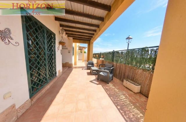 Chalet de 3 habitaciones en La Alfoquia, Zurgena en venta - 185.000 € (Ref: 9798061)