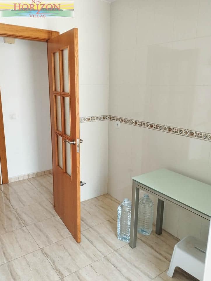 3 Zimmer Wohnung zu vermieten in Albox mit Garage - 650 € (Ref: 9809863)