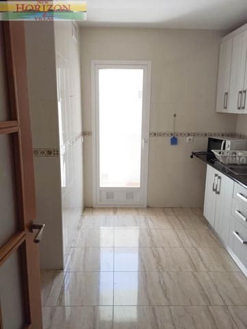 3 Zimmer Wohnung zu vermieten in Albox mit Garage - 650 € (Ref: 9809863)