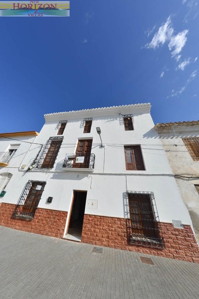 4 soverom Villa til salgs i Cantoria - € 99 000 (Ref: 9834312)