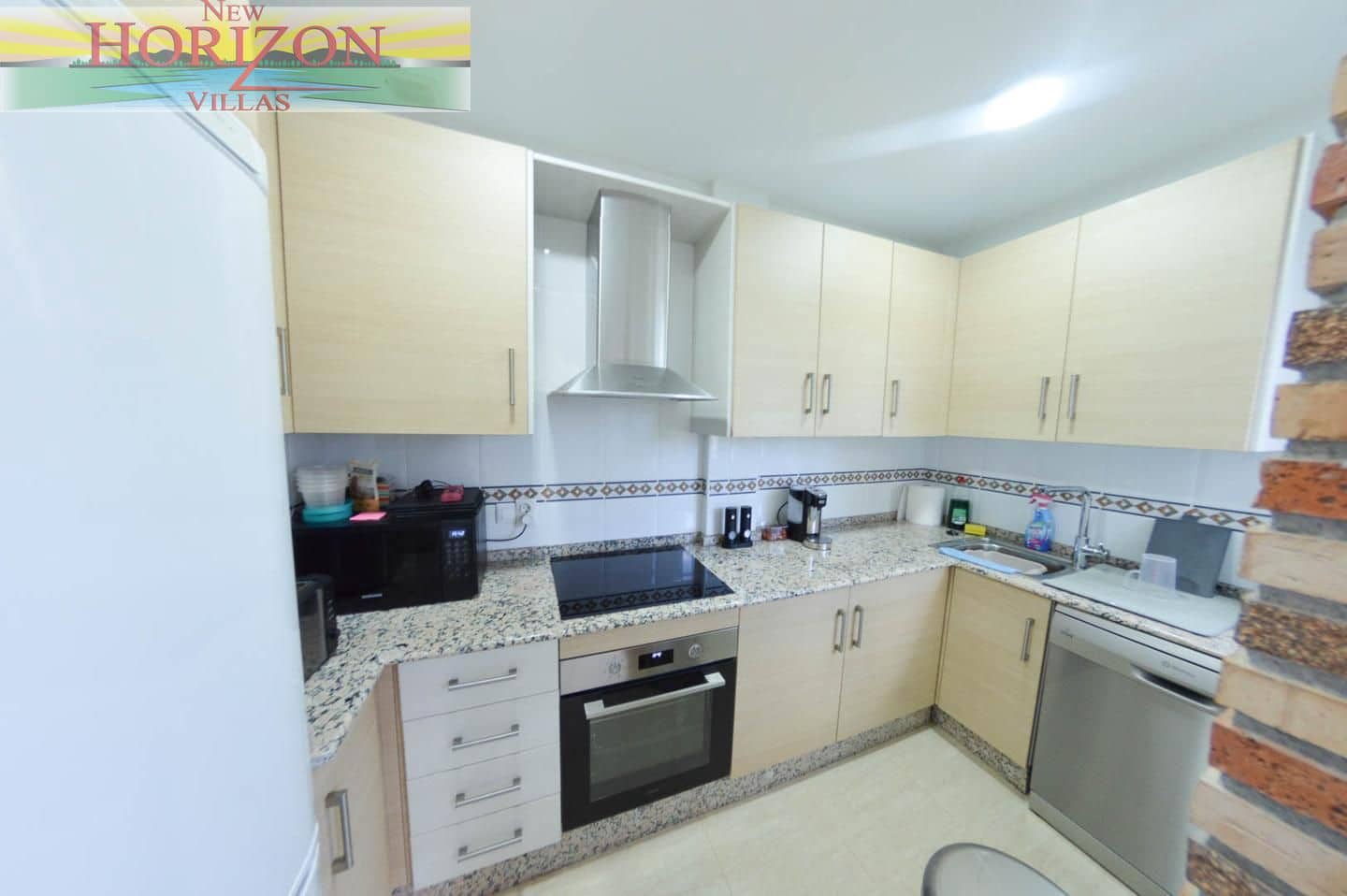 2 bedroom Flat for sale in La Alfoquia with pool - € 130,000 (Ref: 9838465)