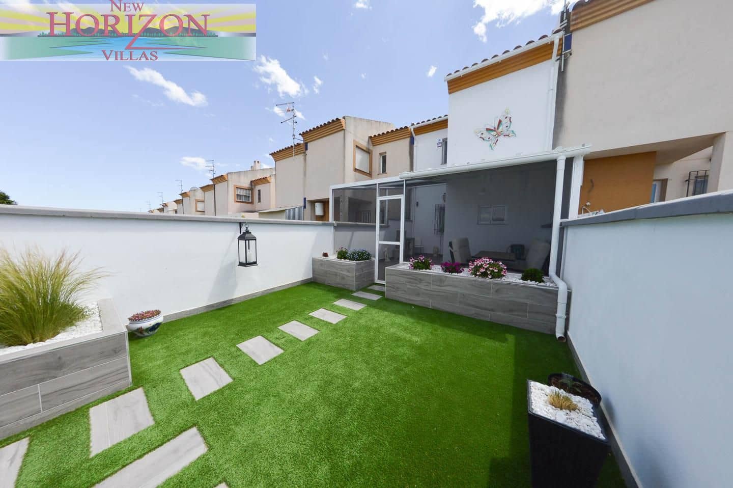 2 bedroom Flat for sale in La Alfoquia with pool - € 130,000 (Ref: 9838465)