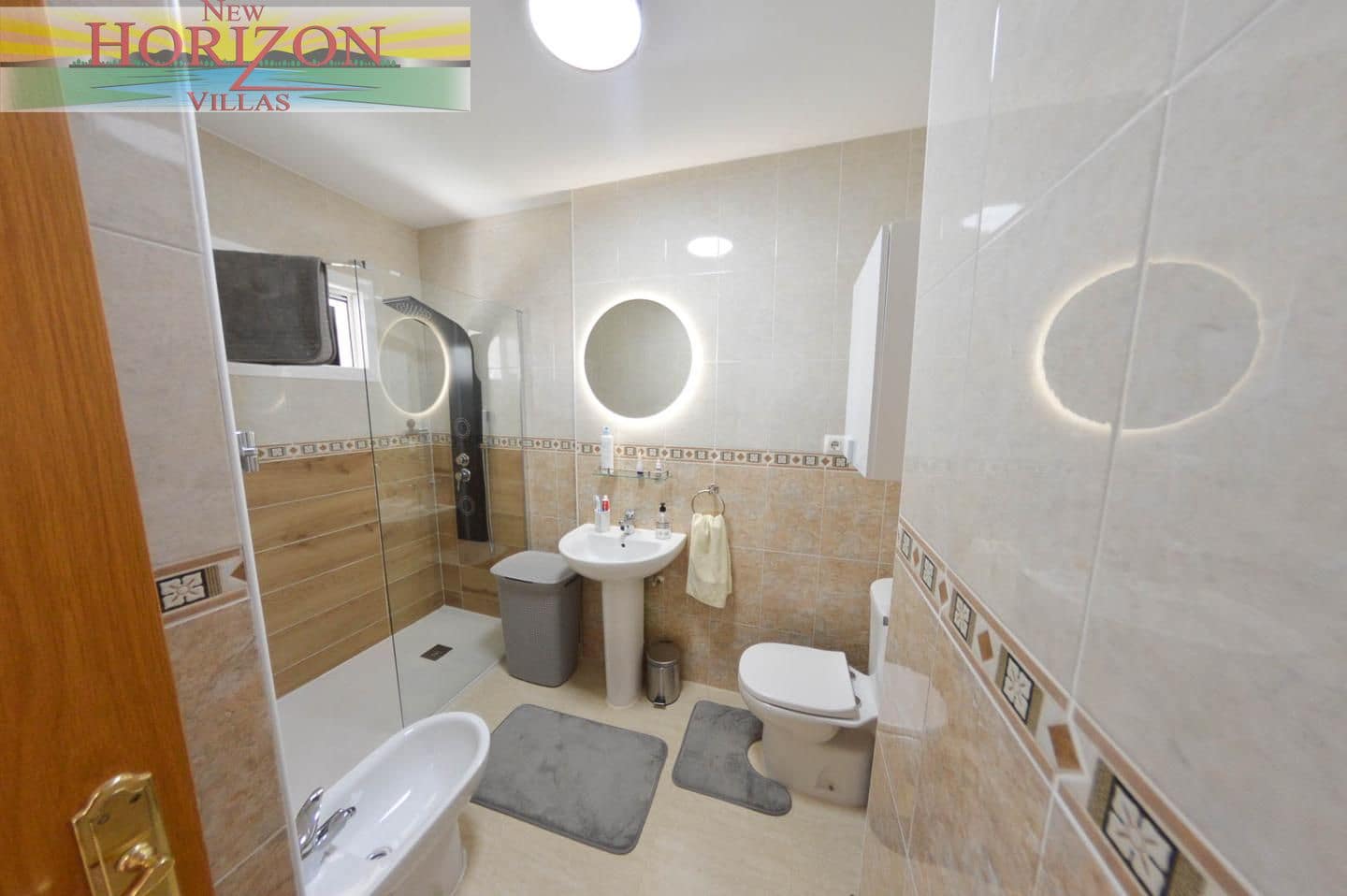 2 bedroom Flat for sale in La Alfoquia with pool - € 130,000 (Ref: 9838465)