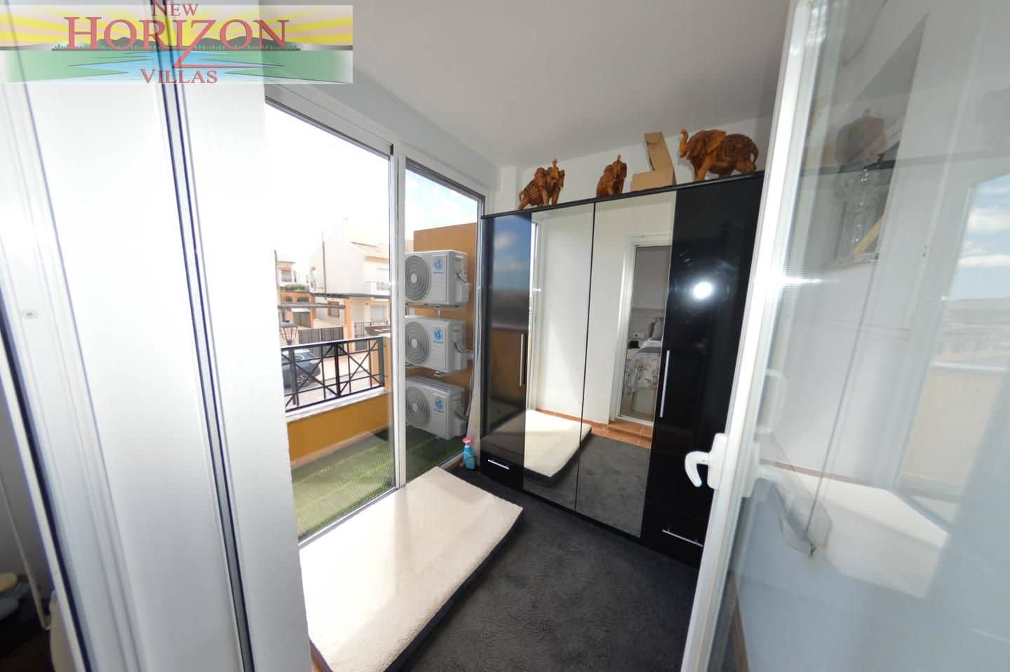 2 bedroom Flat for sale in La Alfoquia with pool - € 130,000 (Ref: 9838465)