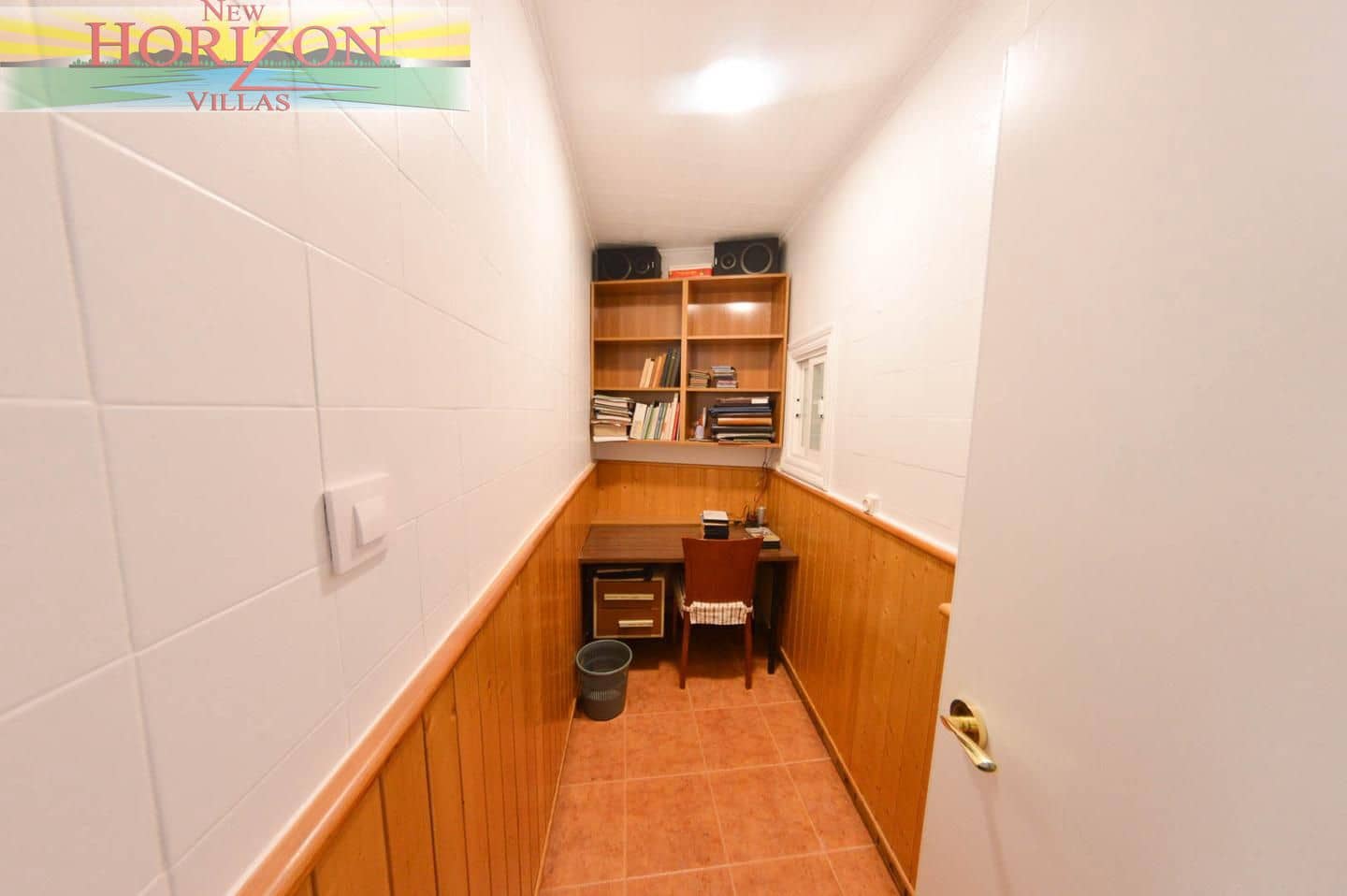 Piso de 5 habitaciones en Taberno en alquiler - 800 € (Ref: 9850428)