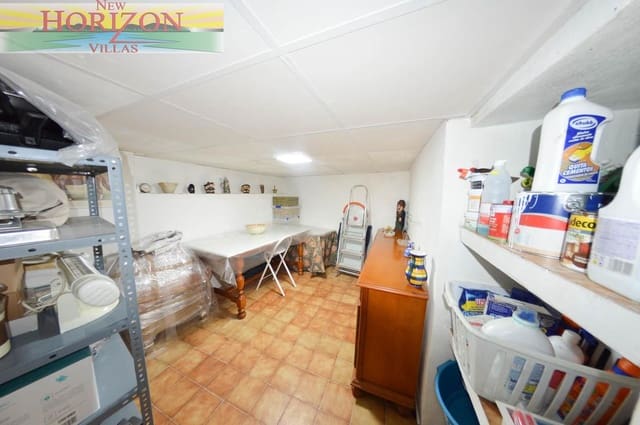 Piso de 5 habitaciones en Taberno en alquiler - 800 € (Ref: 9850428)