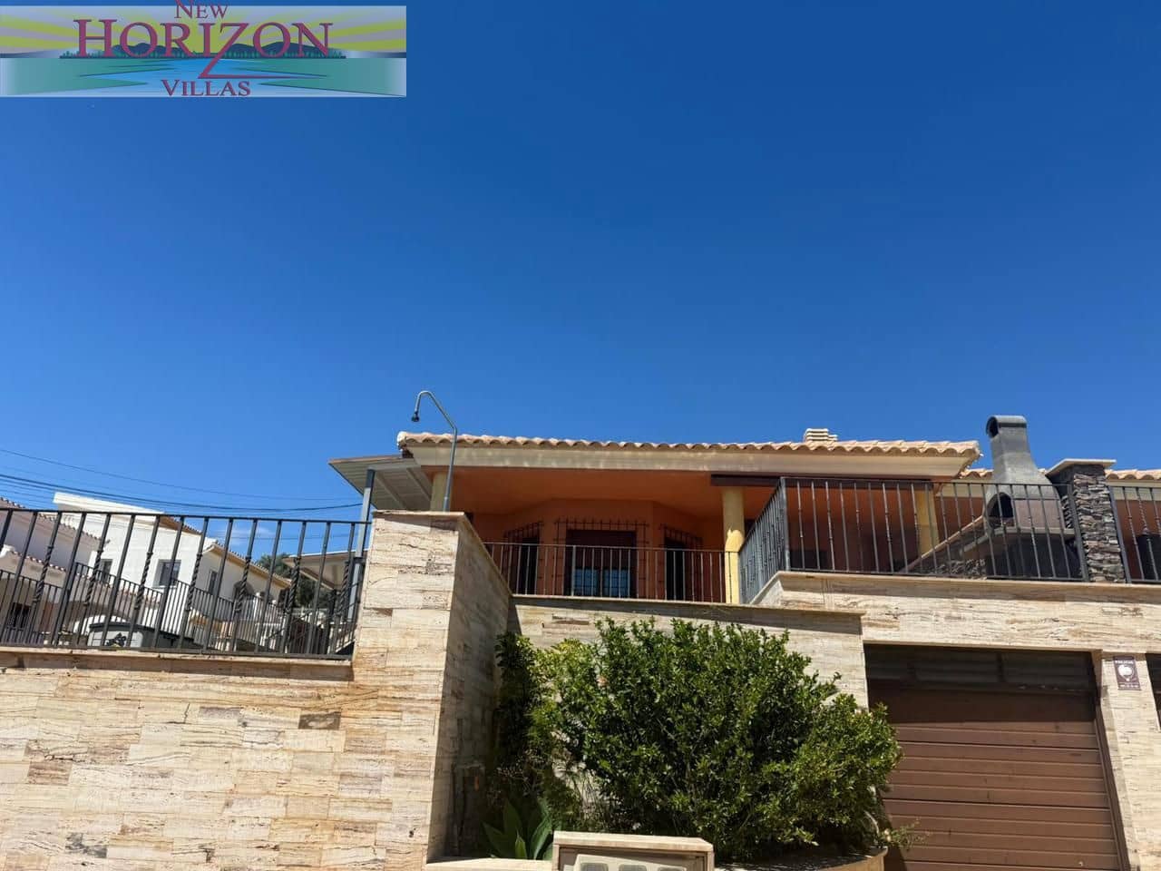 4 bedroom Villa for rent in San Juan de los Terreros with pool garage - € 1,500 (Ref: 9860703)