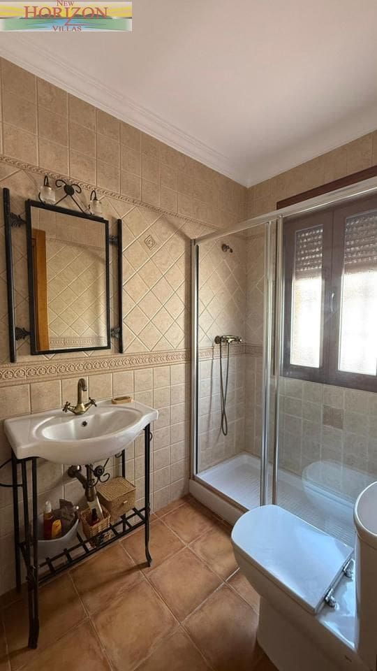 4 bedroom Villa for rent in San Juan de los Terreros with pool garage - € 1,500 (Ref: 9860703)