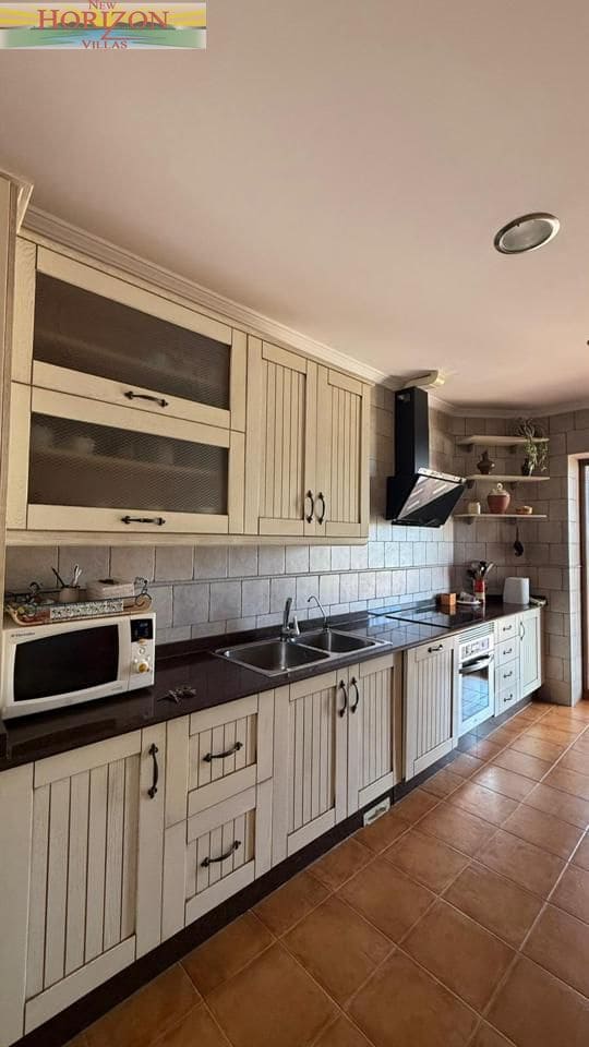 4 bedroom Villa for rent in San Juan de los Terreros with pool garage - € 1,500 (Ref: 9860703)
