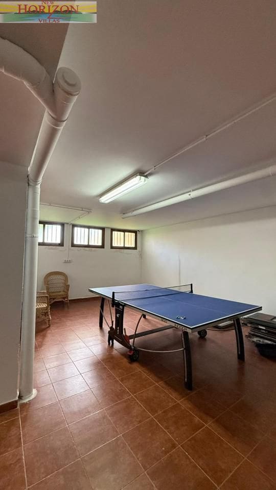 4 bedroom Villa for rent in San Juan de los Terreros with pool garage - € 1,500 (Ref: 9860703)