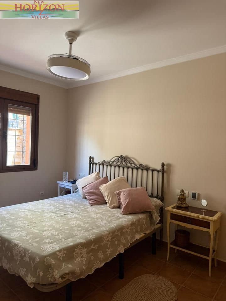 4 bedroom Villa for rent in San Juan de los Terreros with pool garage - € 1,500 (Ref: 9860703)