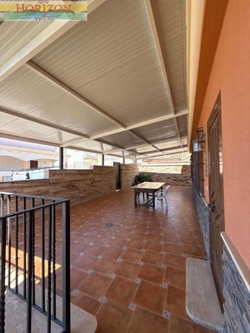 4 bedroom Villa for rent in San Juan de los Terreros, Pulpí with pool garage - € 1,500 (Ref: 9860703)