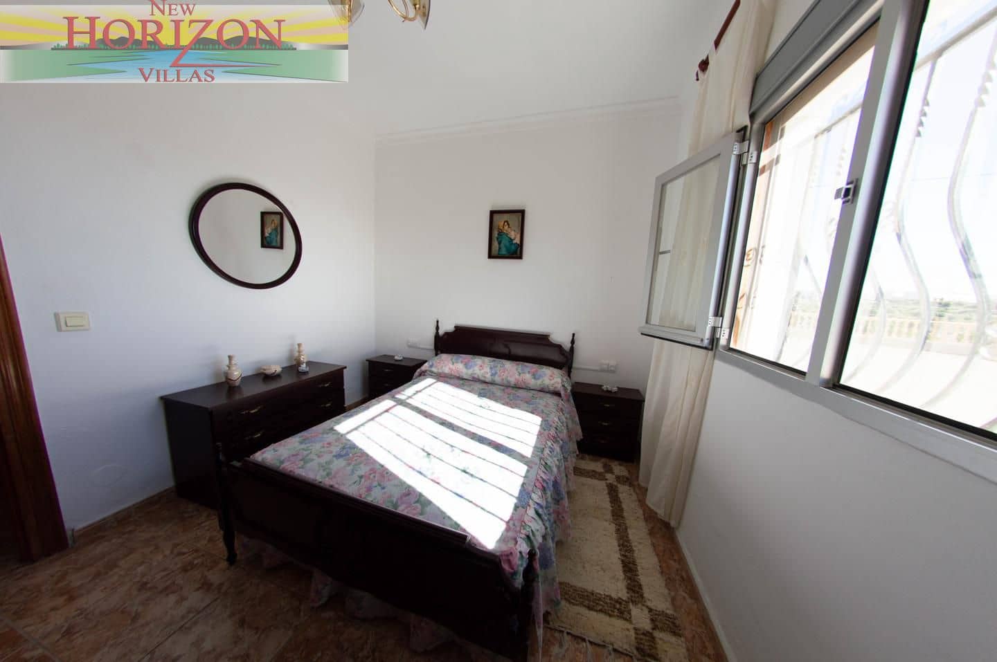 Villa/Maison de 3 chambres à louer à Taberno avec garage - 800 € (Ref: 9891009)