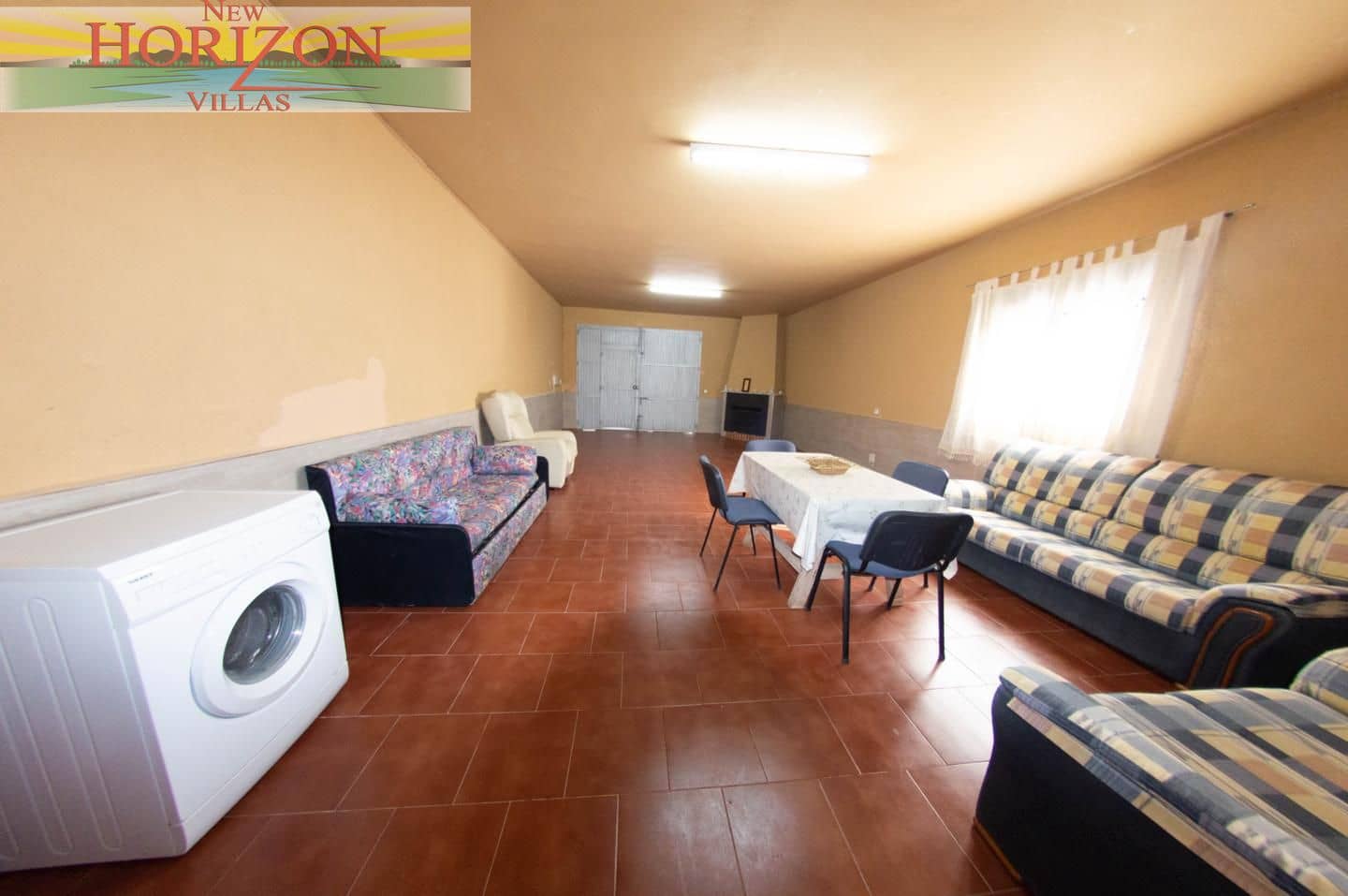 Villa/Maison de 3 chambres à louer à Taberno avec garage - 800 € (Ref: 9891009)