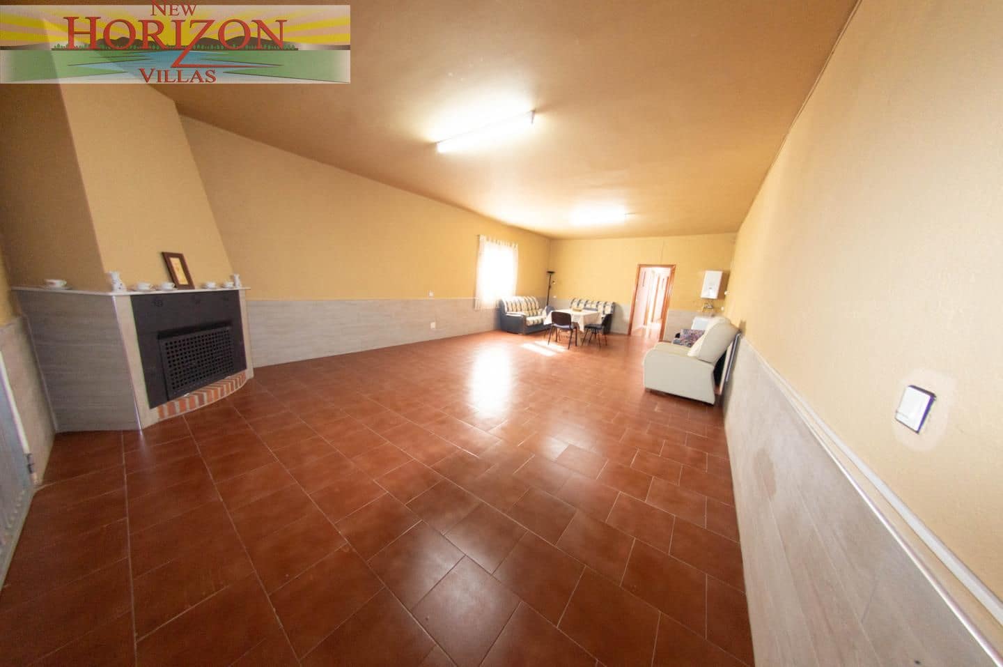 Villa/Maison de 3 chambres à louer à Taberno avec garage - 800 € (Ref: 9891009)