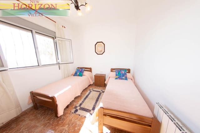 3 soveværelse Villa til leje i Taberno med garage - € 800 (Ref: 9891009)