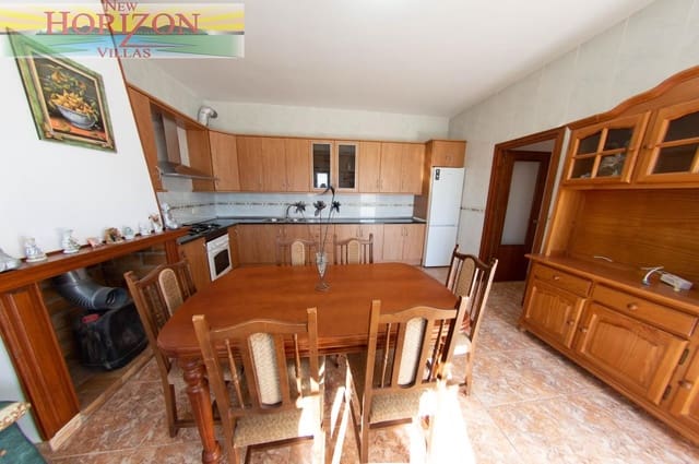 3 soveværelse Villa til leje i Taberno med garage - € 800 (Ref: 9891009)