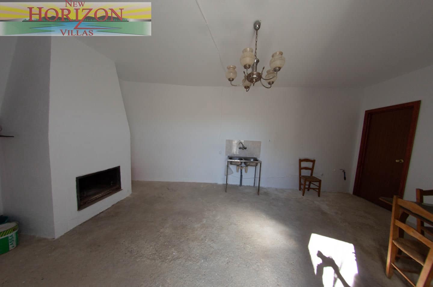 4 slaapkamer Villa te huur in Taberno met garage - € 850 (Ref: 9891009)
