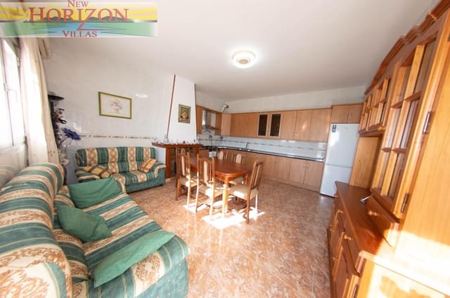 4 bedroom Villa for rent in Taberno with garage - € 850 (Ref: 9891009)