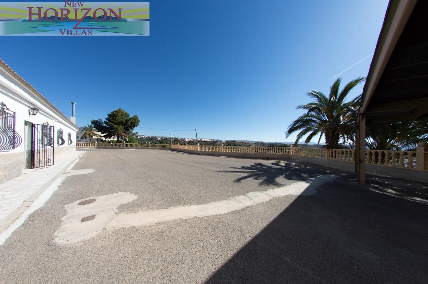 4 slaapkamer Villa te huur in Taberno met garage - € 850 (Ref: 9891009)
