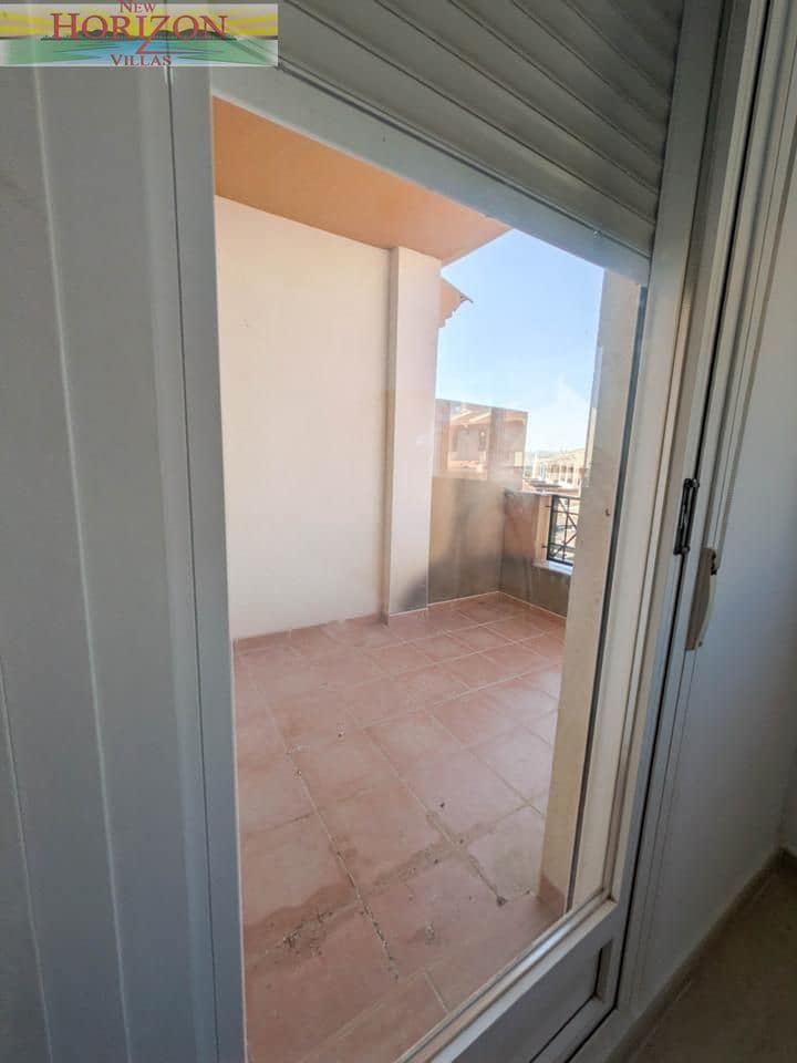 2 bedroom Flat for sale in La Alfoquia with pool - € 110,000 (Ref: 9922904)