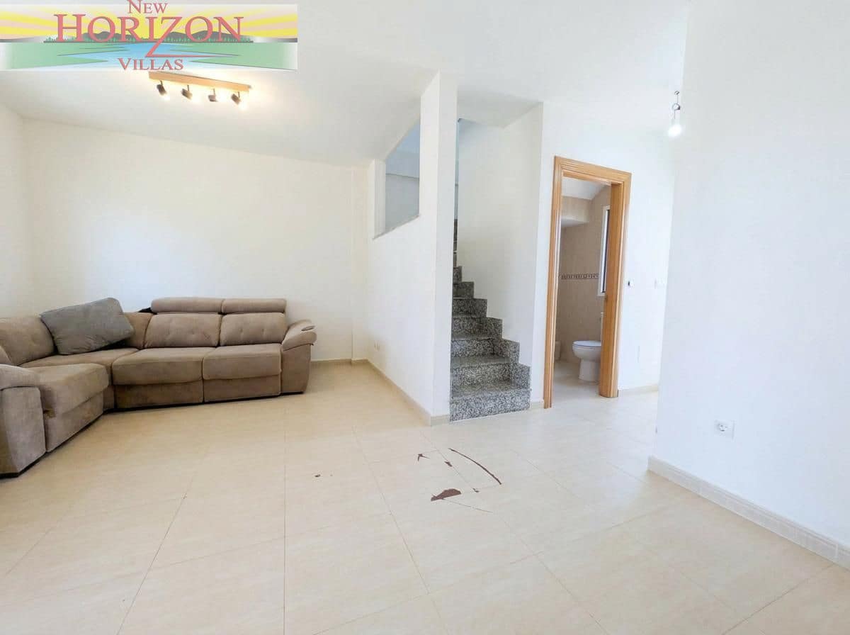2 bedroom Flat for sale in La Alfoquia with pool - € 110,000 (Ref: 9922904)
