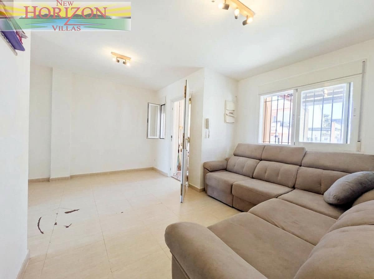 2 bedroom Flat for sale in La Alfoquia with pool - € 110,000 (Ref: 9922904)