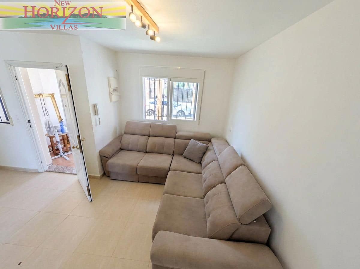 2 bedroom Flat for sale in La Alfoquia with pool - € 110,000 (Ref: 9922904)