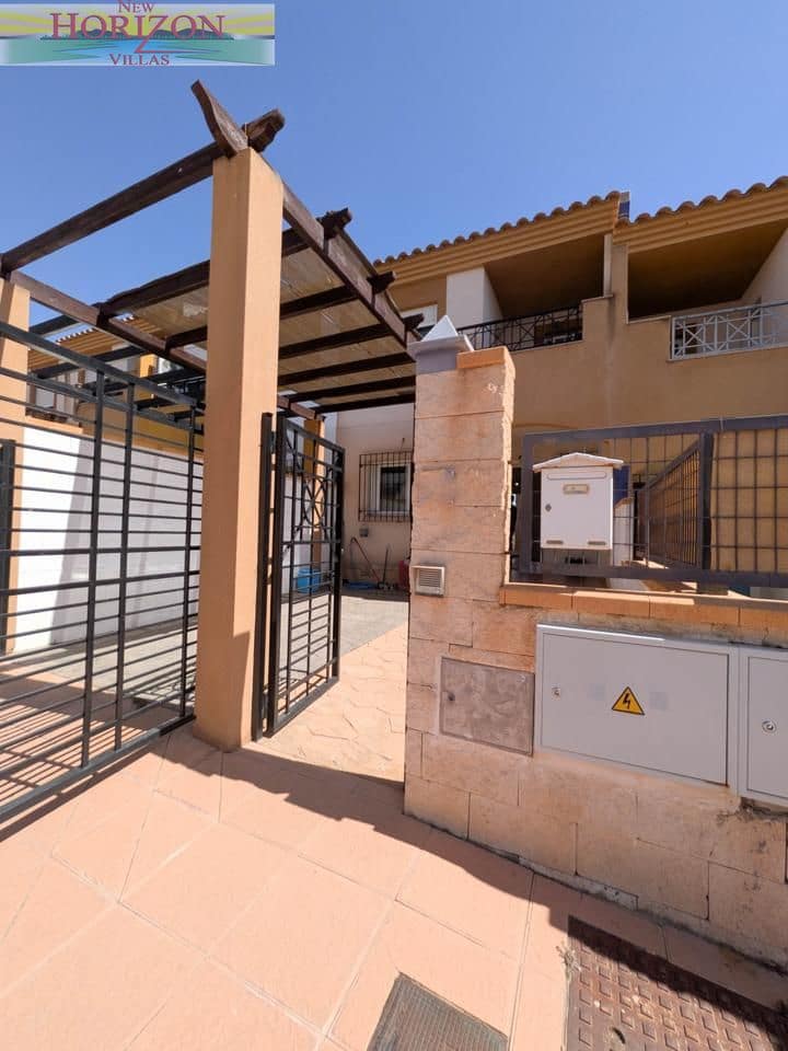 2 bedroom Flat for sale in La Alfoquia with pool - € 110,000 (Ref: 9922904)