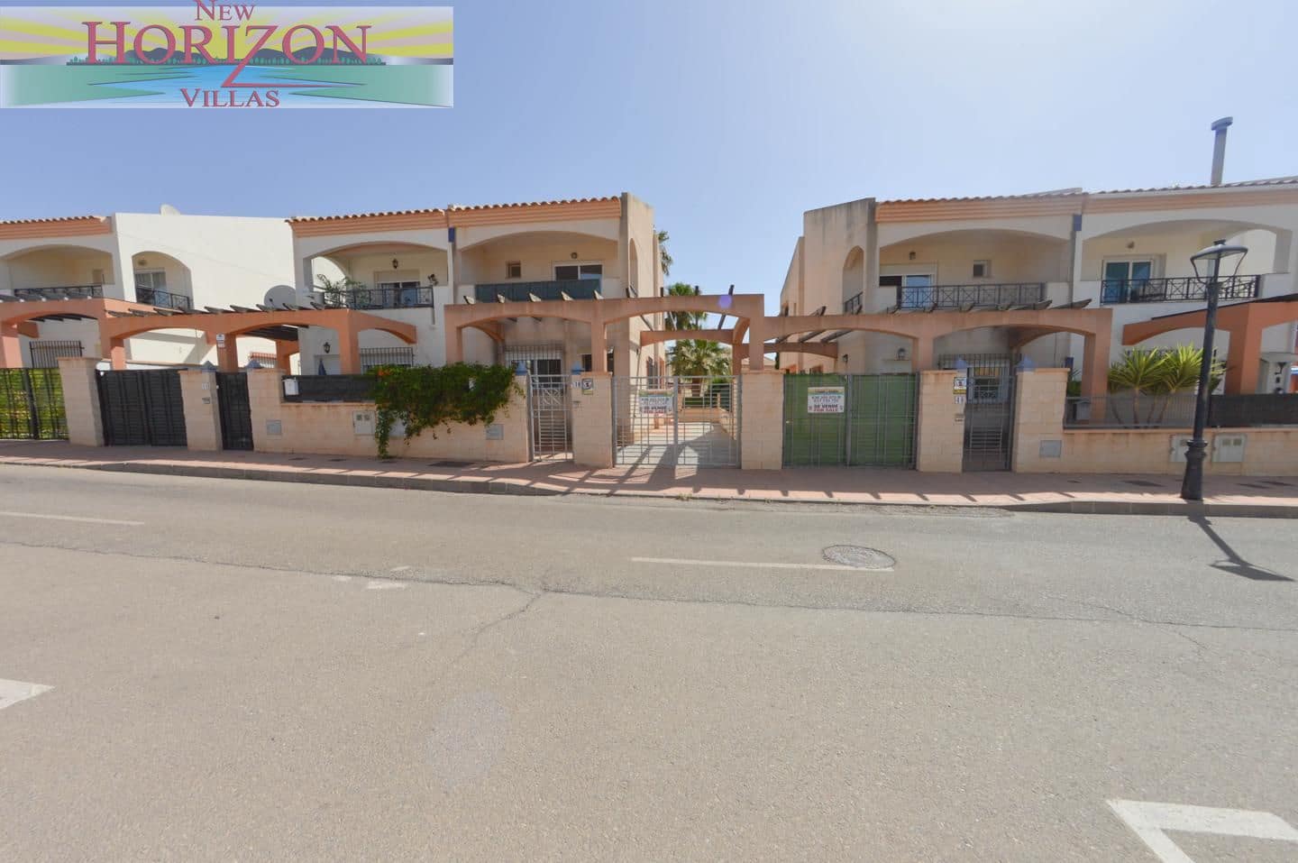 3 bedroom Flat for sale in Zurgena with pool - € 139,999 (Ref: 9928251)