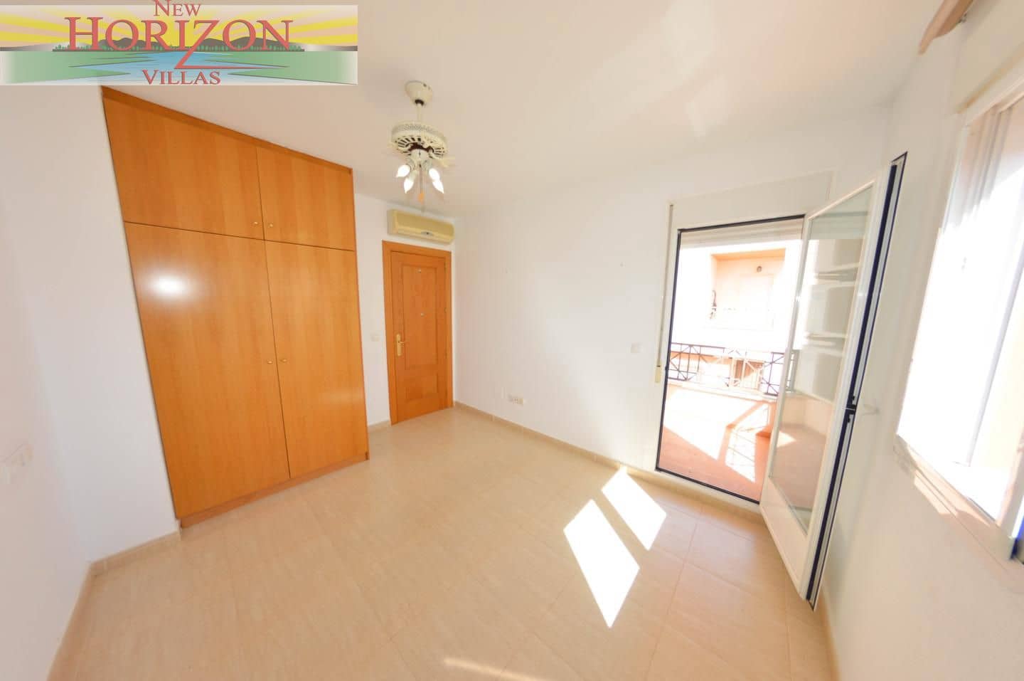 3 bedroom Flat for sale in La Alfoquia - € 139,999 (Ref: 9928252)