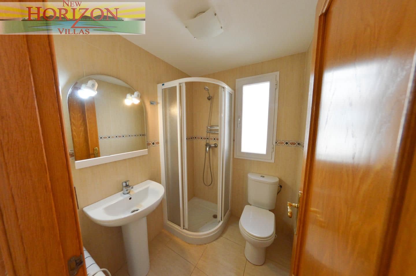 3 bedroom Flat for sale in La Alfoquia - € 139,999 (Ref: 9928252)