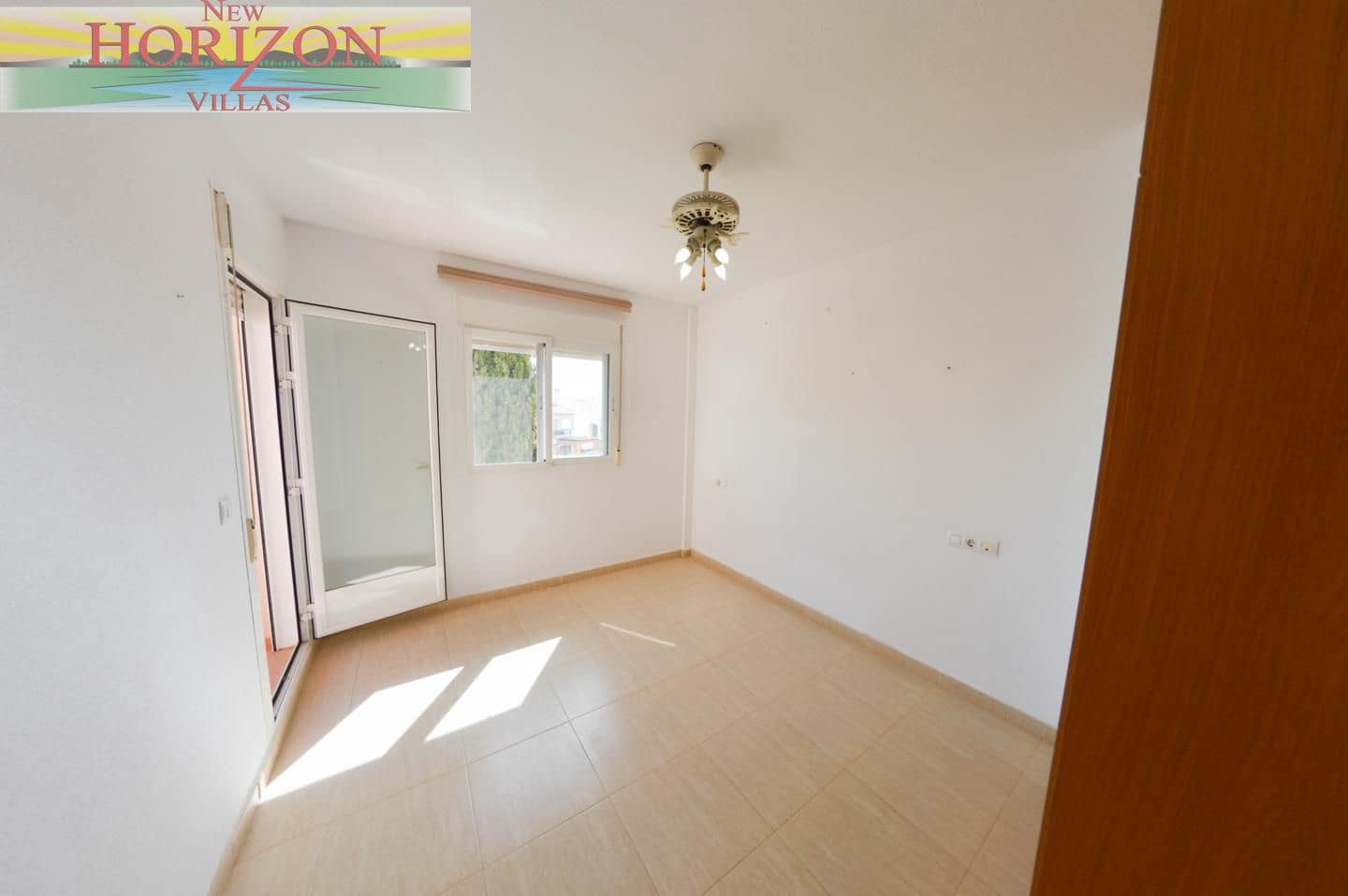 3 bedroom Flat for sale in La Alfoquia - € 139,999 (Ref: 9928252)