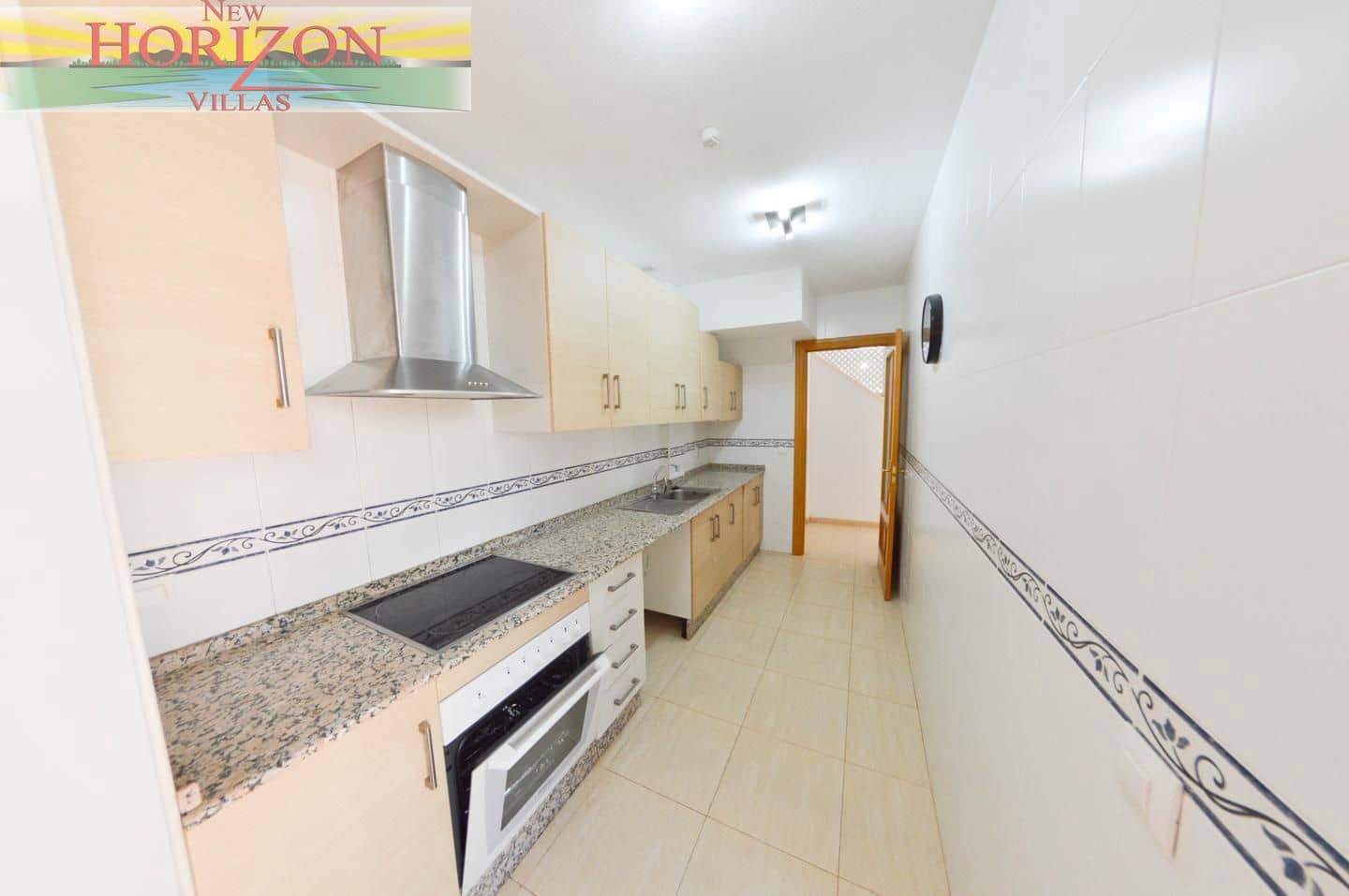 3 bedroom Flat for sale in La Alfoquia - € 139,999 (Ref: 9928252)