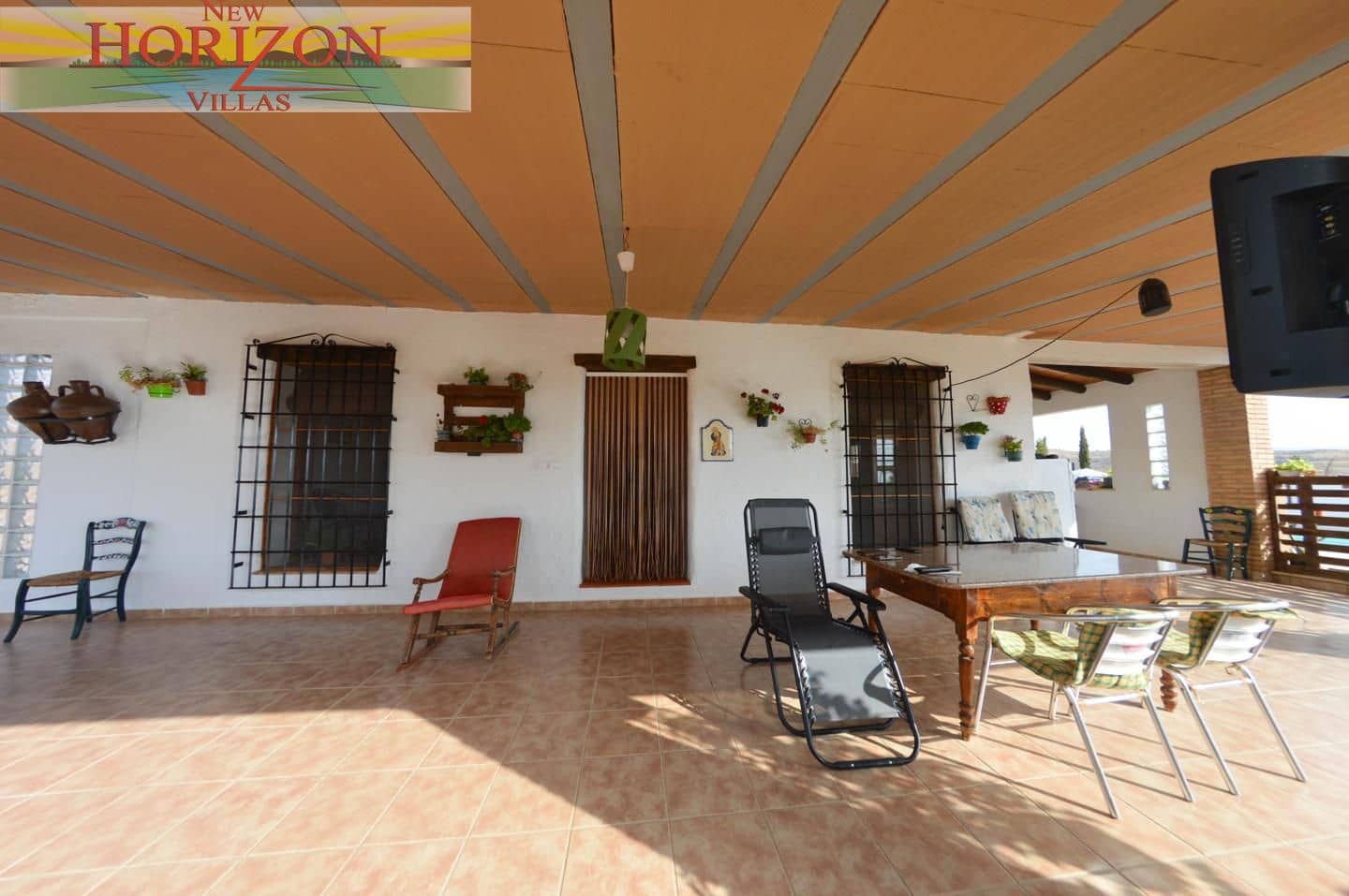 4 slaapkamer Villa te huur in Taberno met zwembad - € 1.300 (Ref: 9985561)