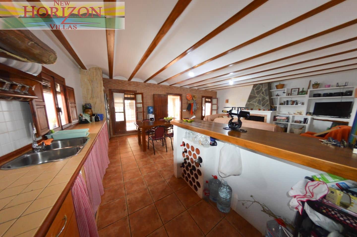 4 slaapkamer Villa te huur in Taberno met zwembad - € 1.300 (Ref: 9985561)